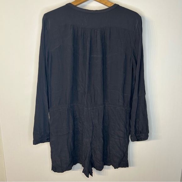 Loft Gray Rayon Romper, L, Long Sleeve, Lace Details, Button Front, Cinch Waist - Picture 5 of 8